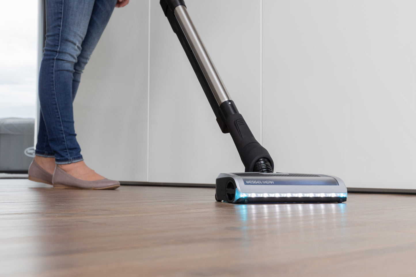 Wessell EBK250 Battery Power Nozzle Kit With Battery Wand & Charger 90 Minute Run Time, 3-4 Charge Time, 2 Brush Rolls (carpet or Bare Floors) #EBK250DC