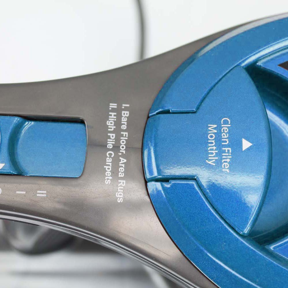 Shark Rocket Swivel Ultralight Swivel 2-in-1 Corded Vacuum, Blue HV307QHX (Certified Refurbished)